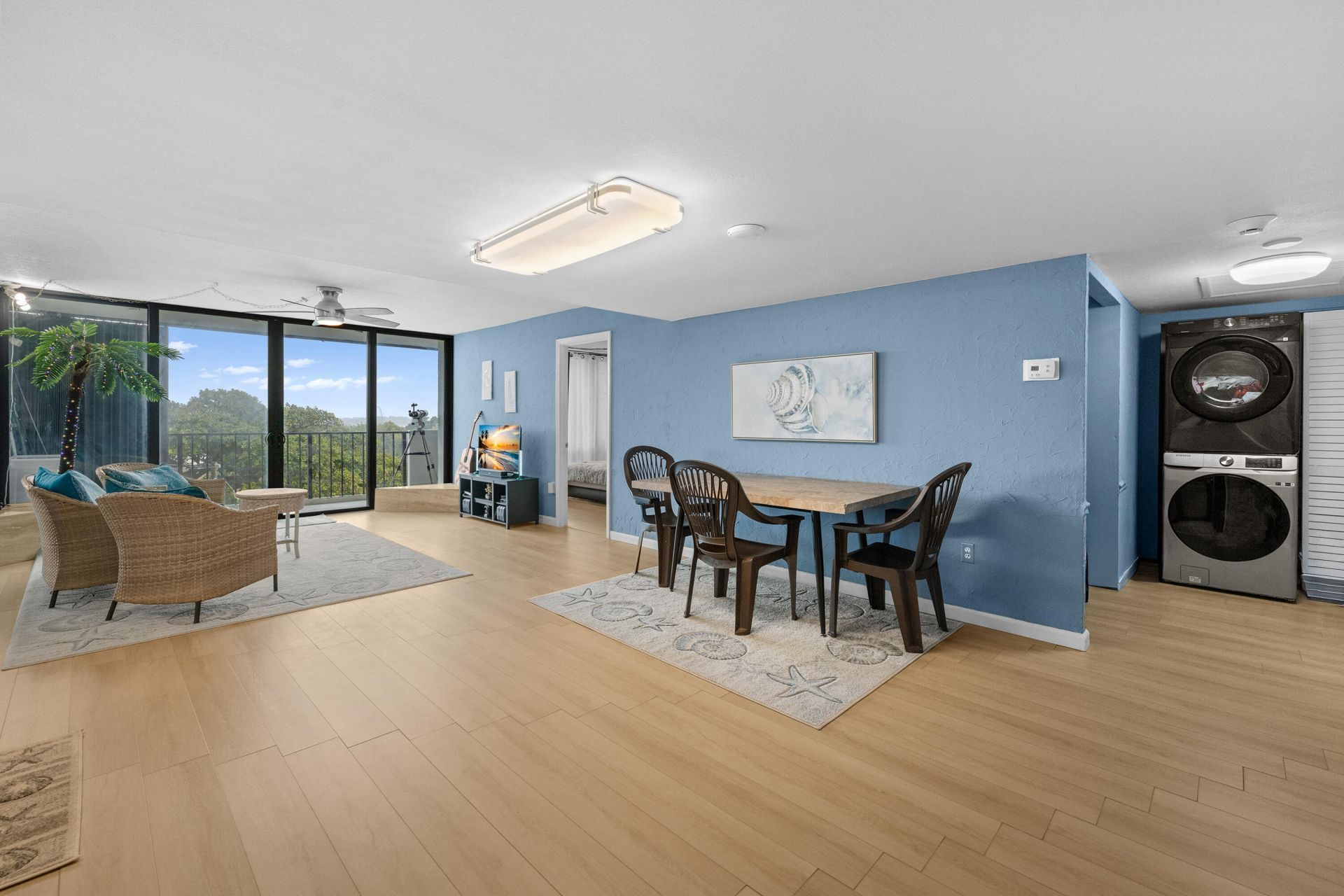 5600 N Flagler Drive, Unit 407, West Palm Beach, FL 33407 Photo