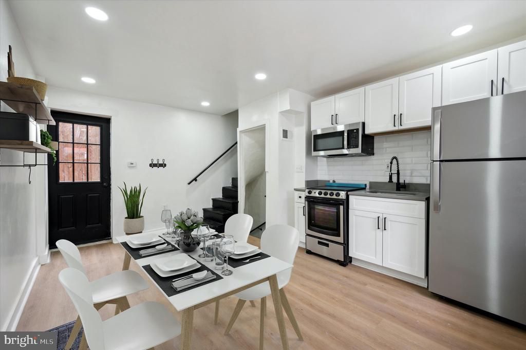 107 To 115 W Thompson Street, Philadelphia, PA 19122 Main Photo