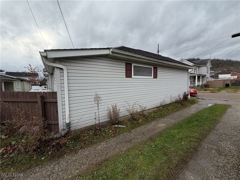 271-REAR W 43rd Street, Shadyside, OH 43947 Photo 22