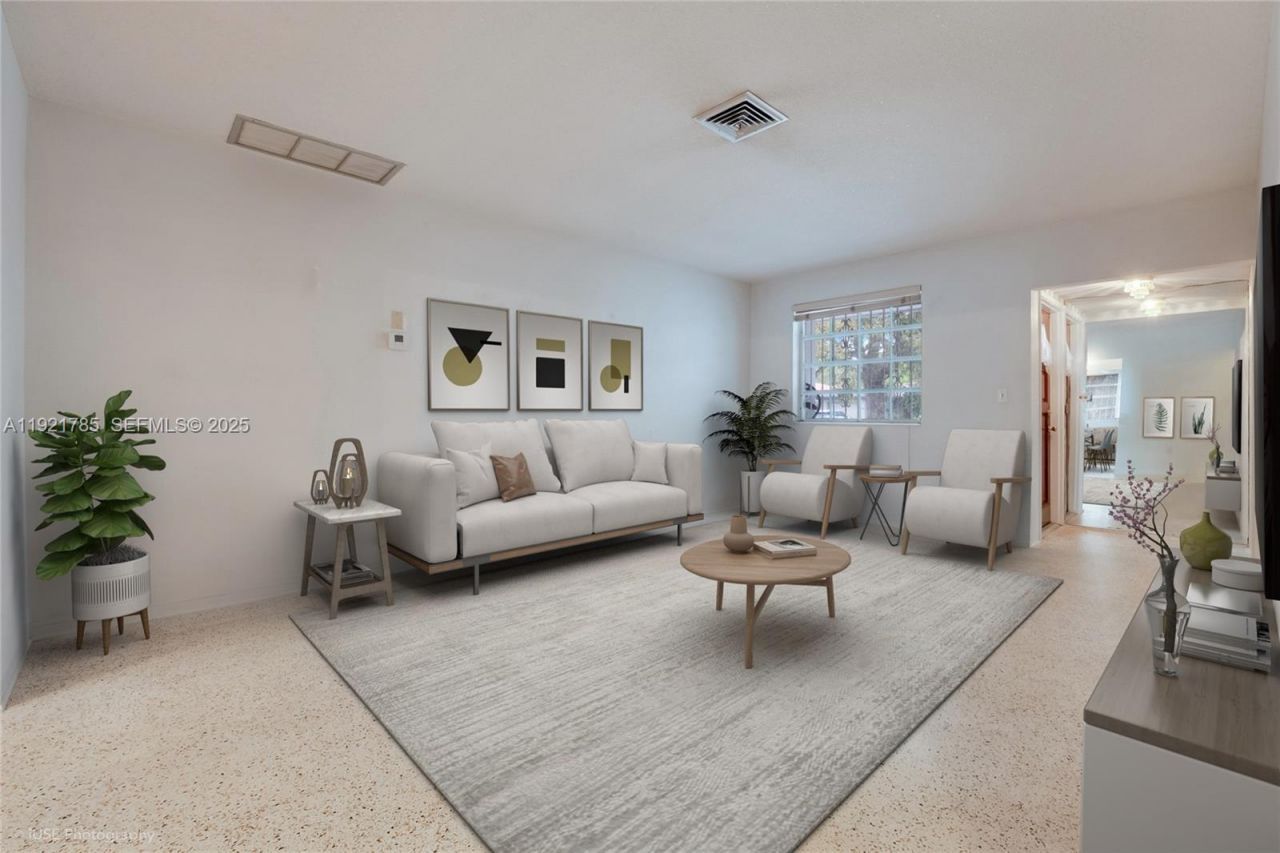 536 Minorca Ave, Coral Gables, FL 33134 Photo