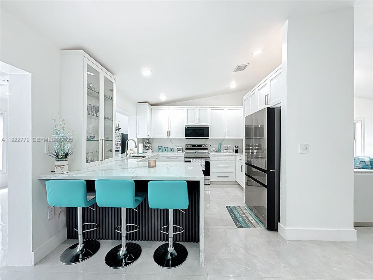 11196 SW 75th Ter, Miami, FL 33173 Photo