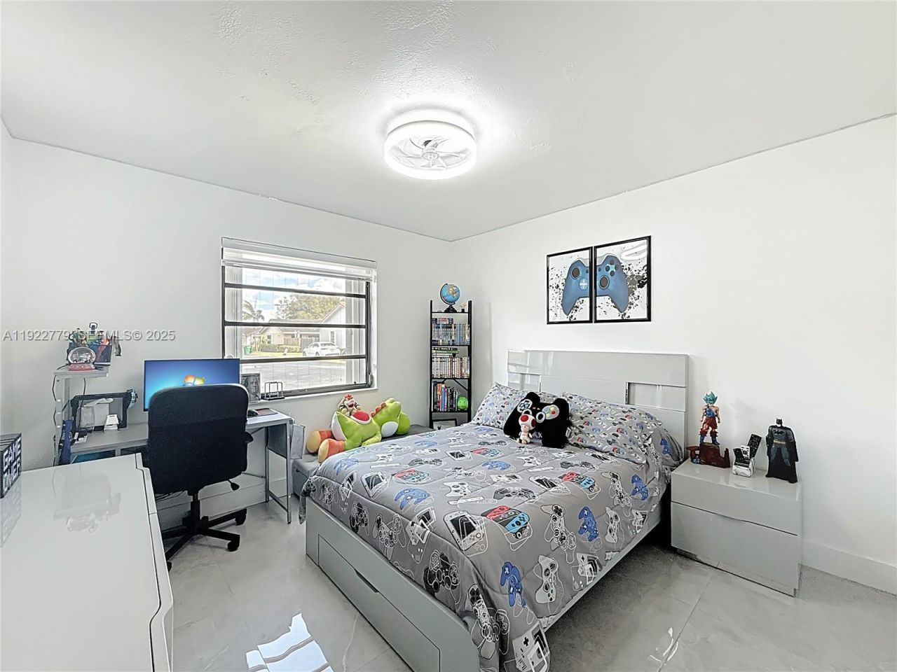 11196 SW 75th Ter, Miami, FL 33173 Photo