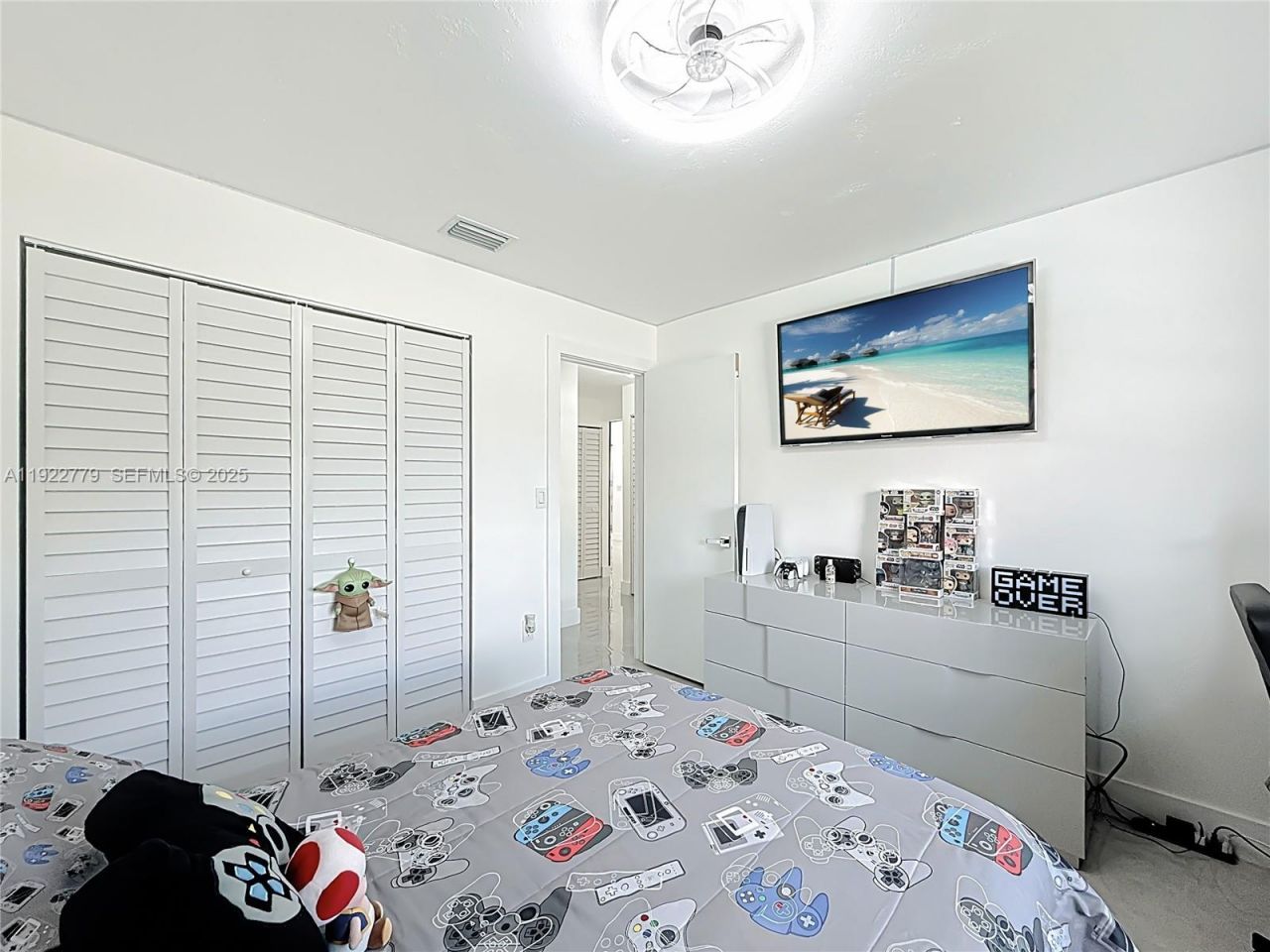 11196 SW 75th Ter, Miami, FL 33173 Photo