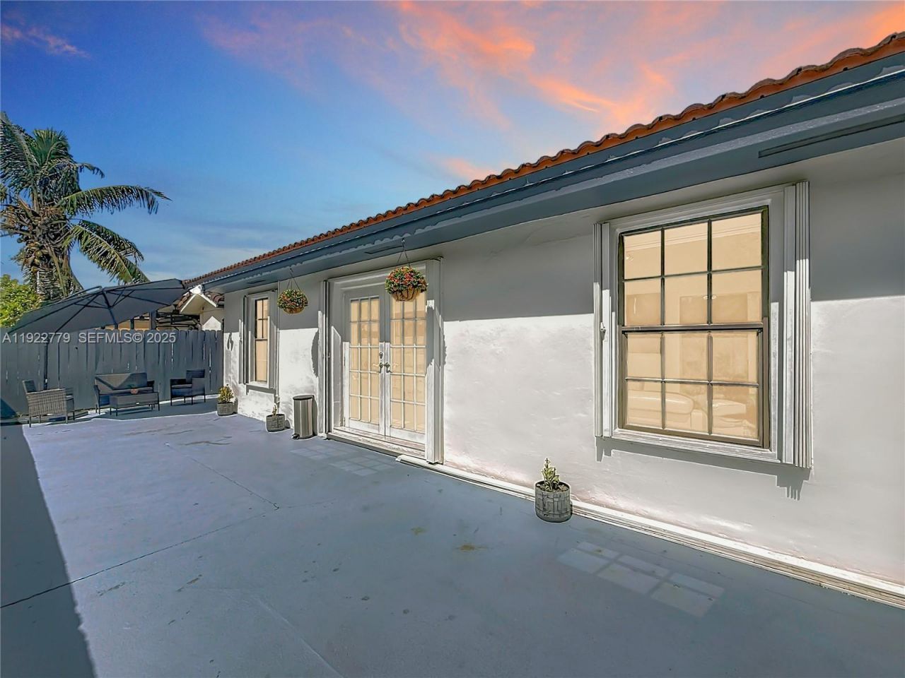 11196 SW 75th Ter, Miami, FL 33173 Photo