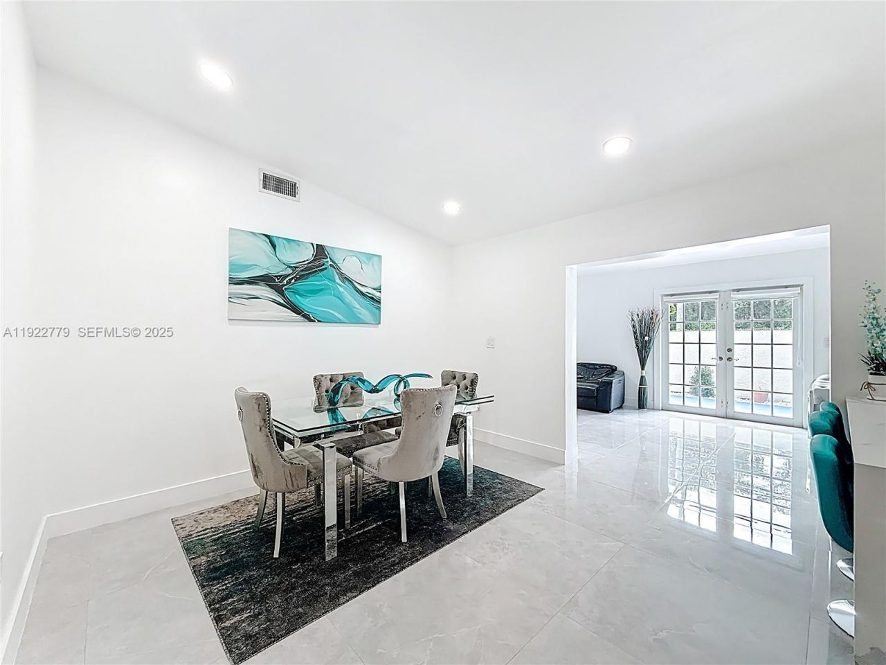 11196 SW 75th Ter, Miami, FL 33173 Photo