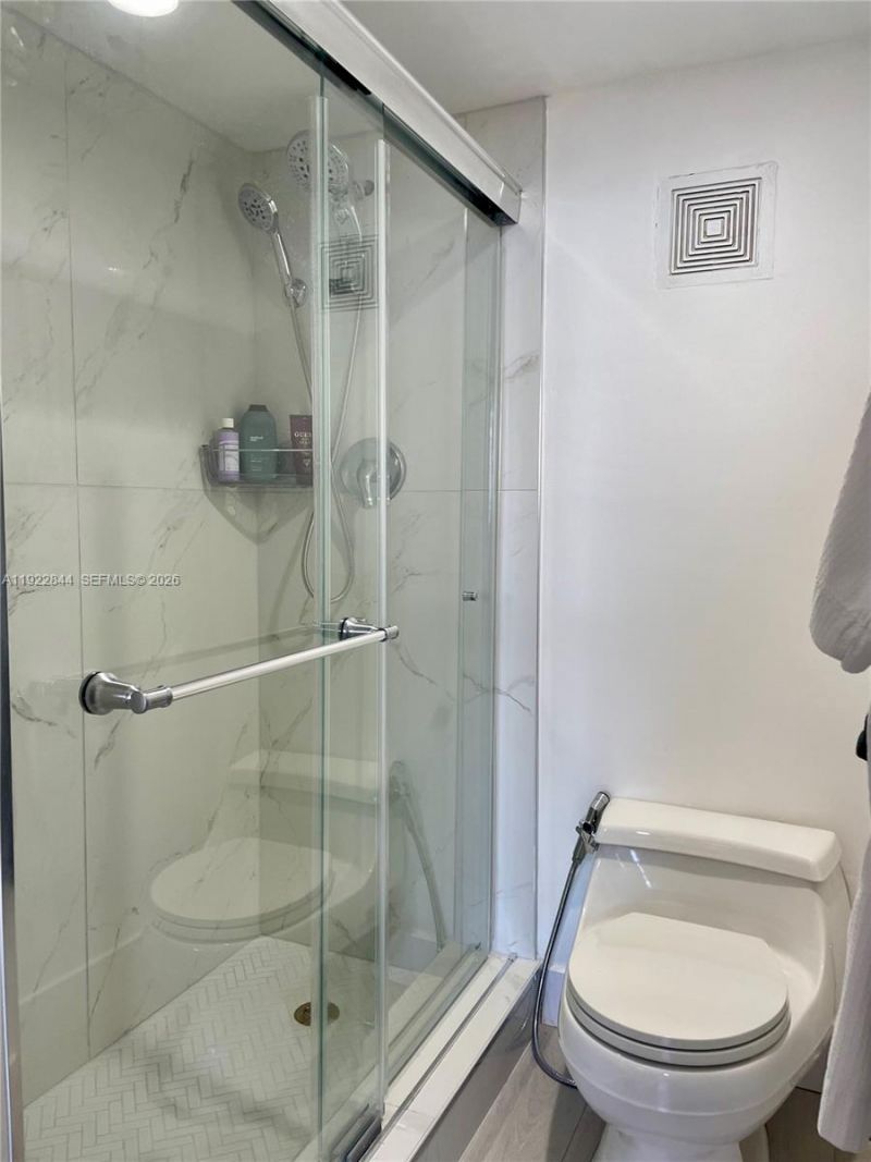 6900 Bay Dr, Unit 7A, Miami Beach, FL 33141 Photo