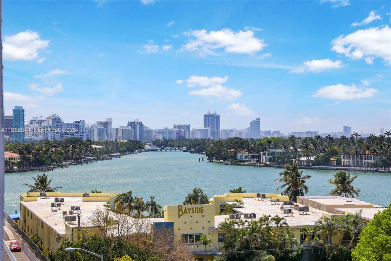 6900 Bay Dr, Unit 7A, Miami Beach, FL 33141 Photo