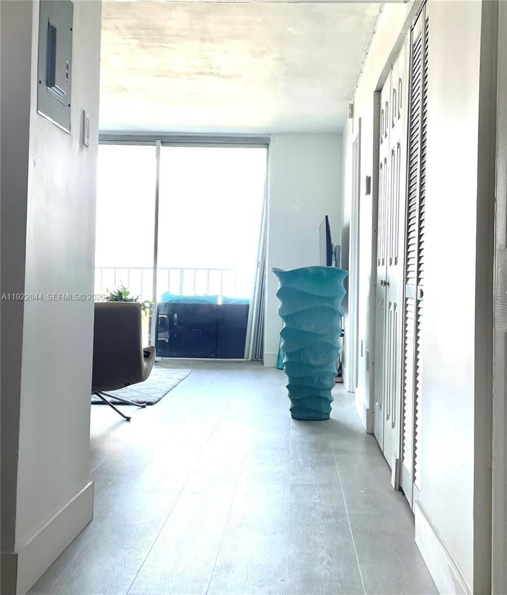 6900 Bay Dr, Unit 7A, Miami Beach, FL 33141 Photo