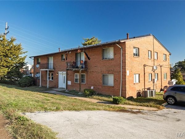 2543 Mary Avenue, Jennings, MO 63136