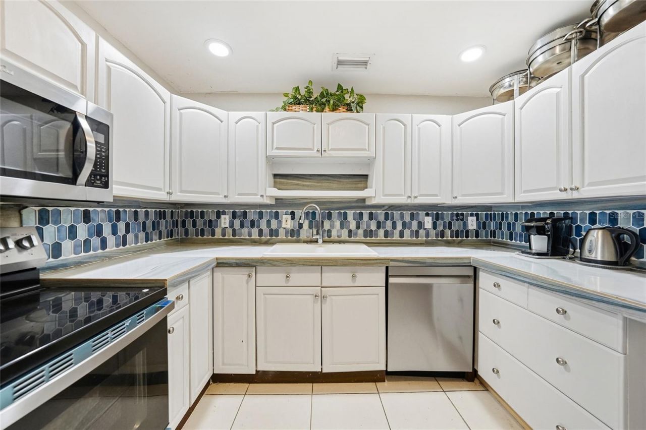 2930 Acline Road, Punta Gorda, FL 33950 Photo