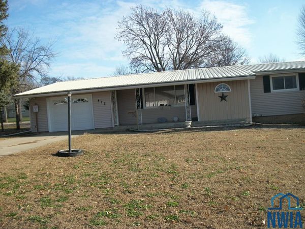 412 Spruce Street, Aurelia, IA 00000