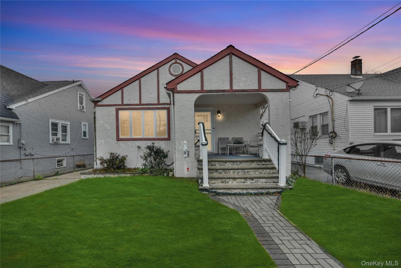 113 Stewart Avenue, Hempstead, NY 11550 Main Photo