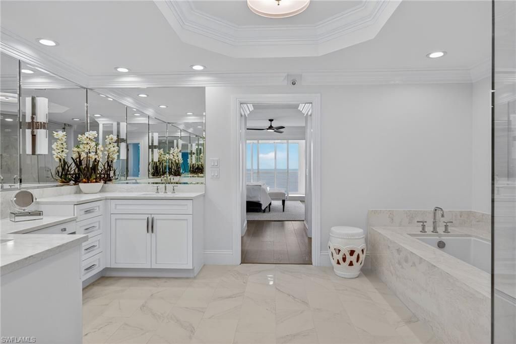 2549 W Gulf Dr, Unit 206, Sanibel, FL 33957 Photo