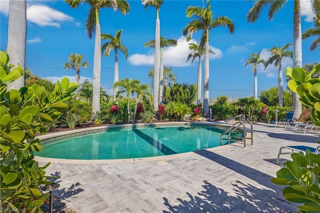 2549 W Gulf Dr, Unit 206, Sanibel, FL 33957 Photo