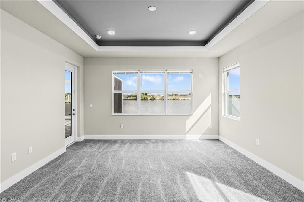 913 NW 33rd Pl, Cape Coral, FL 33993 Photo