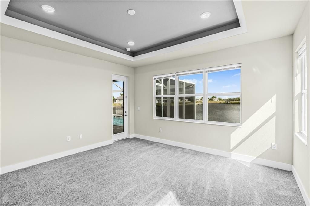913 NW 33rd Pl, Cape Coral, FL 33993 Photo