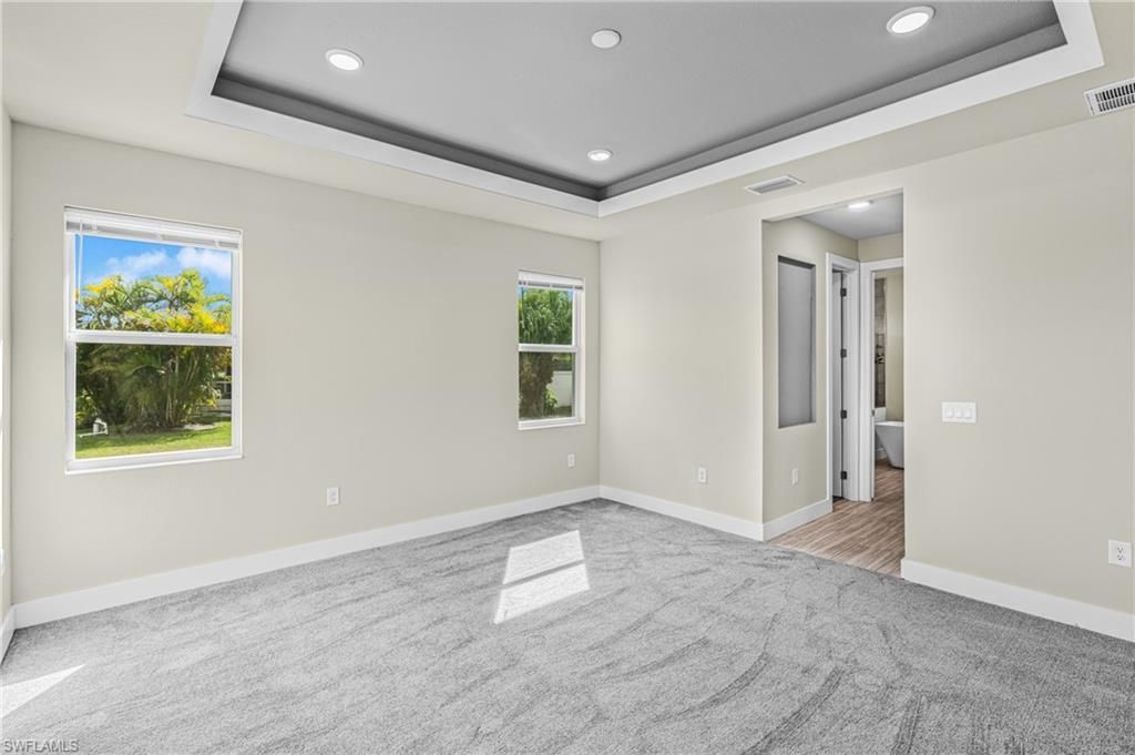 913 NW 33rd Pl, Cape Coral, FL 33993 Photo