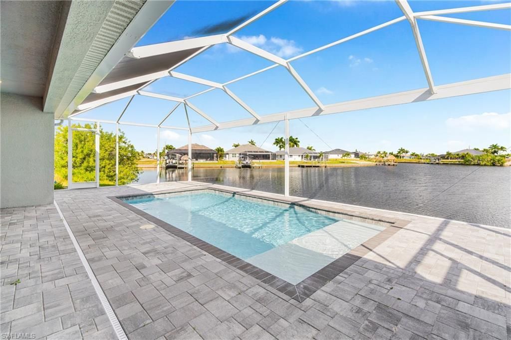 913 NW 33rd Pl, Cape Coral, FL 33993 Photo
