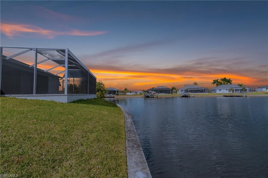 913 NW 33rd Pl, Cape Coral, FL 33993 Photo
