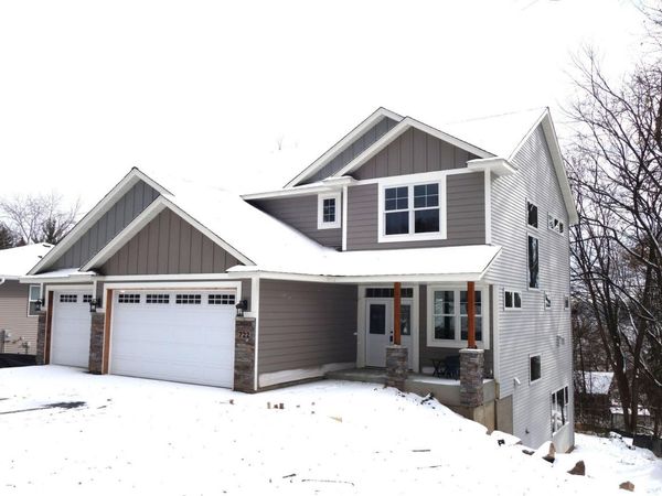 550 Sunrise Drive, Little Canada, MN 55117