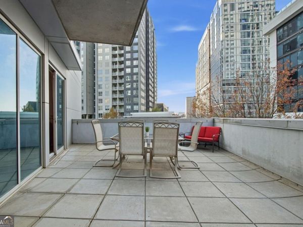 44 Peachtree Place NE, Unit 424, Atlanta, GA 30309