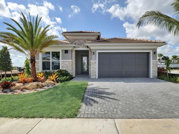 10215 Timber Creek Way, Palm Beach Gardens, FL 33412