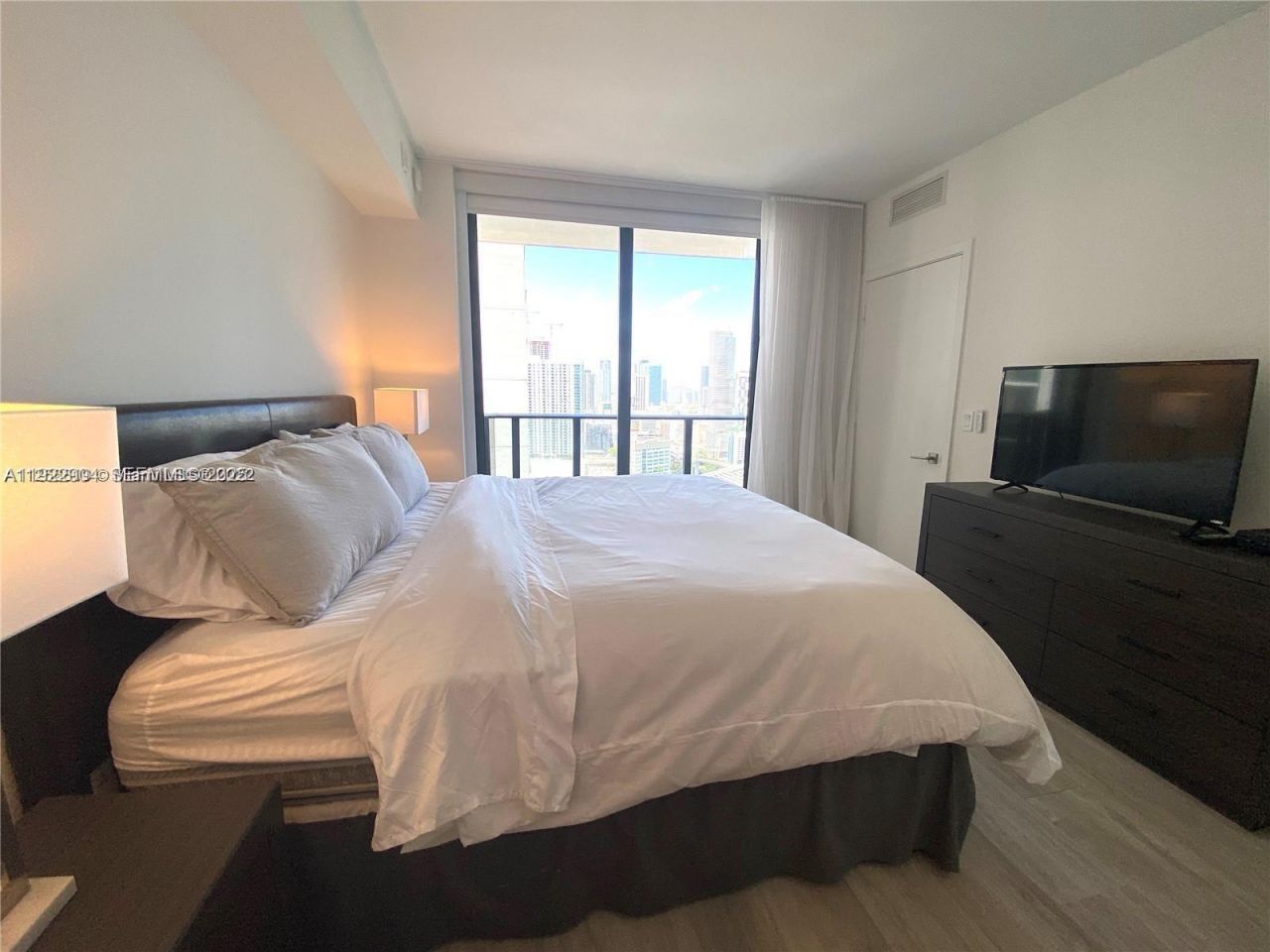 55 SW 9th St, Unit 3001, Miami, FL 33130 Photo