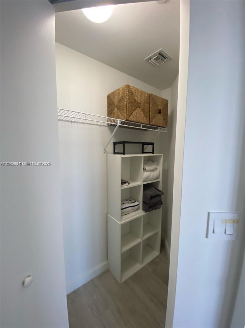 55 SW 9th St, Unit 3001, Miami, FL 33130 Photo