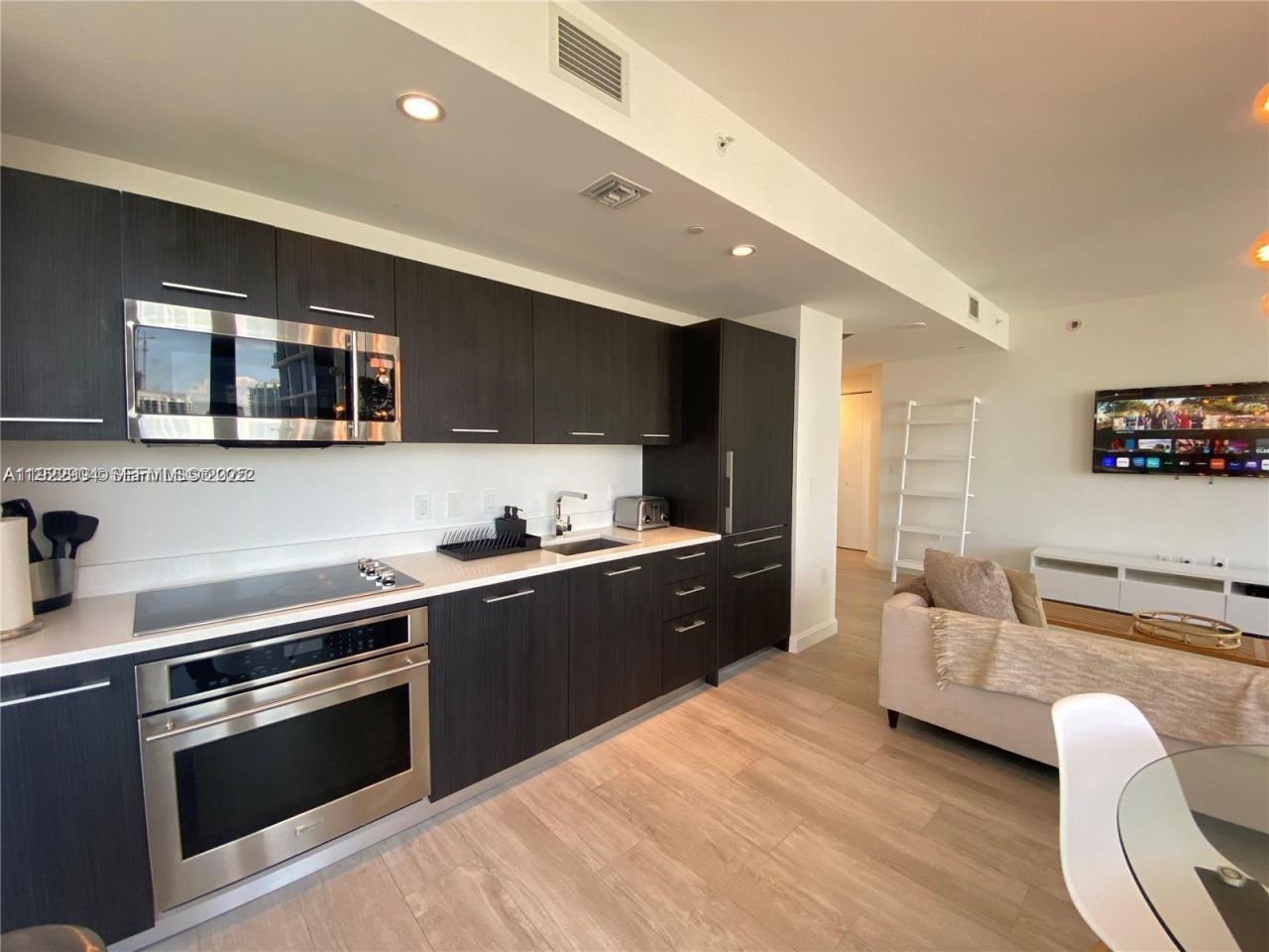 55 SW 9th St, Unit 3001, Miami, FL 33130 Photo