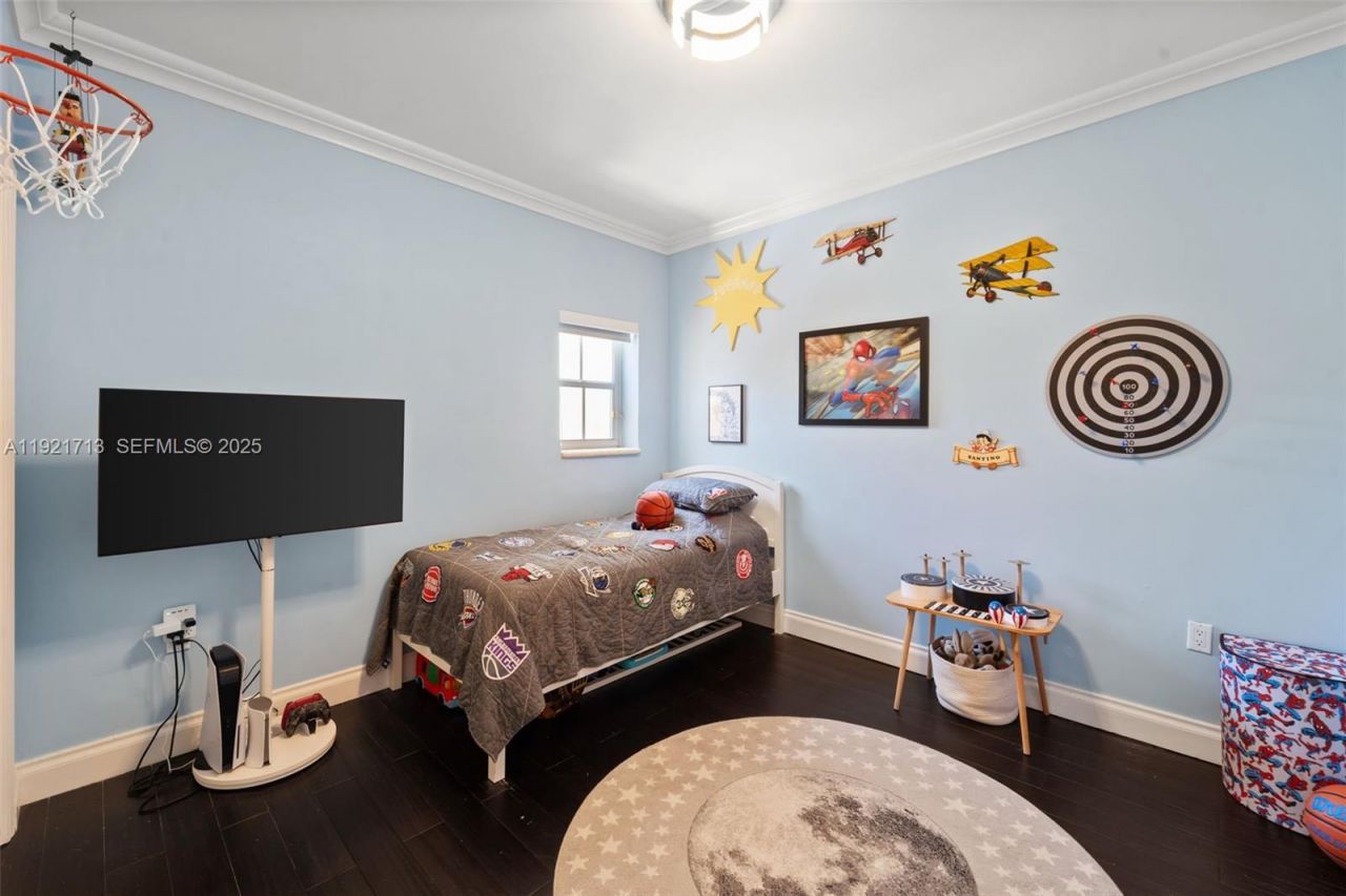 18475 NE 30th Pl, Aventura, FL 33160 Photo