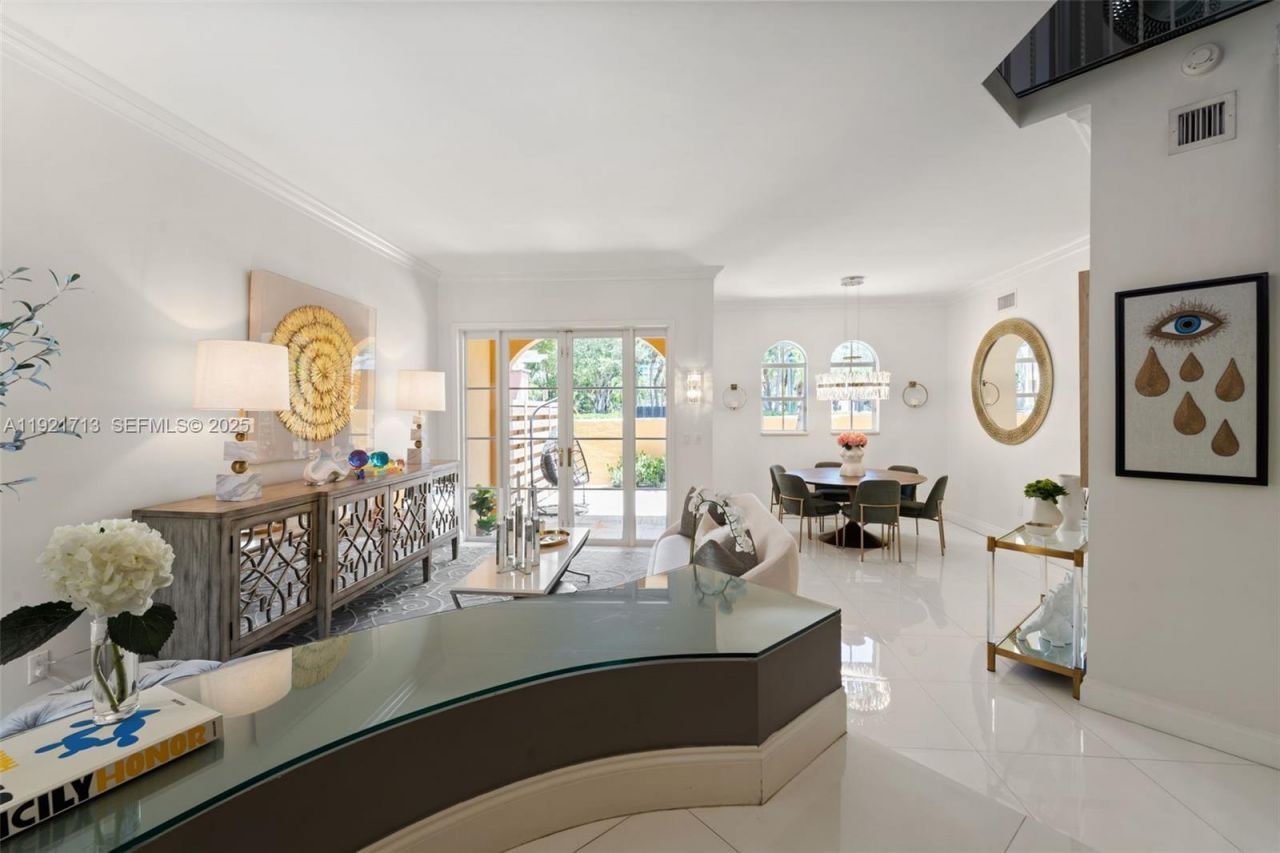 18475 NE 30th Pl, Aventura, FL 33160 Photo