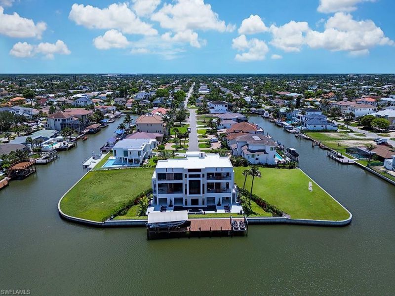 348 Seagull Ave, Naples, FL 34108 Photo