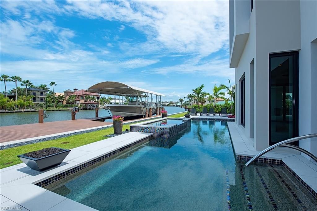 348 Seagull Ave, Naples, FL 34108 Photo