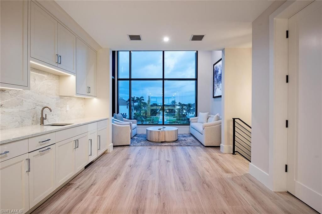 348 Seagull Ave, Naples, FL 34108 Photo