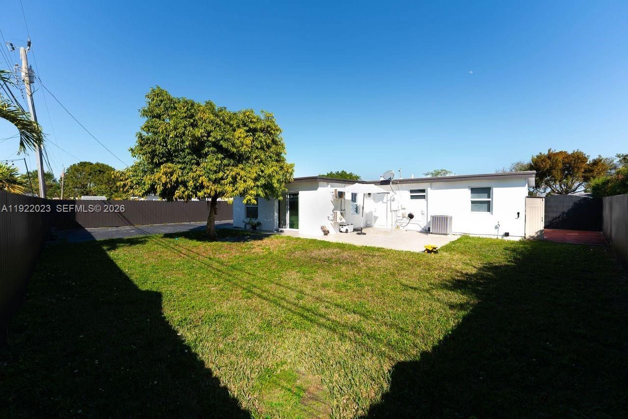 5200 SW 114th Ct, Miami, FL 33165 Photo