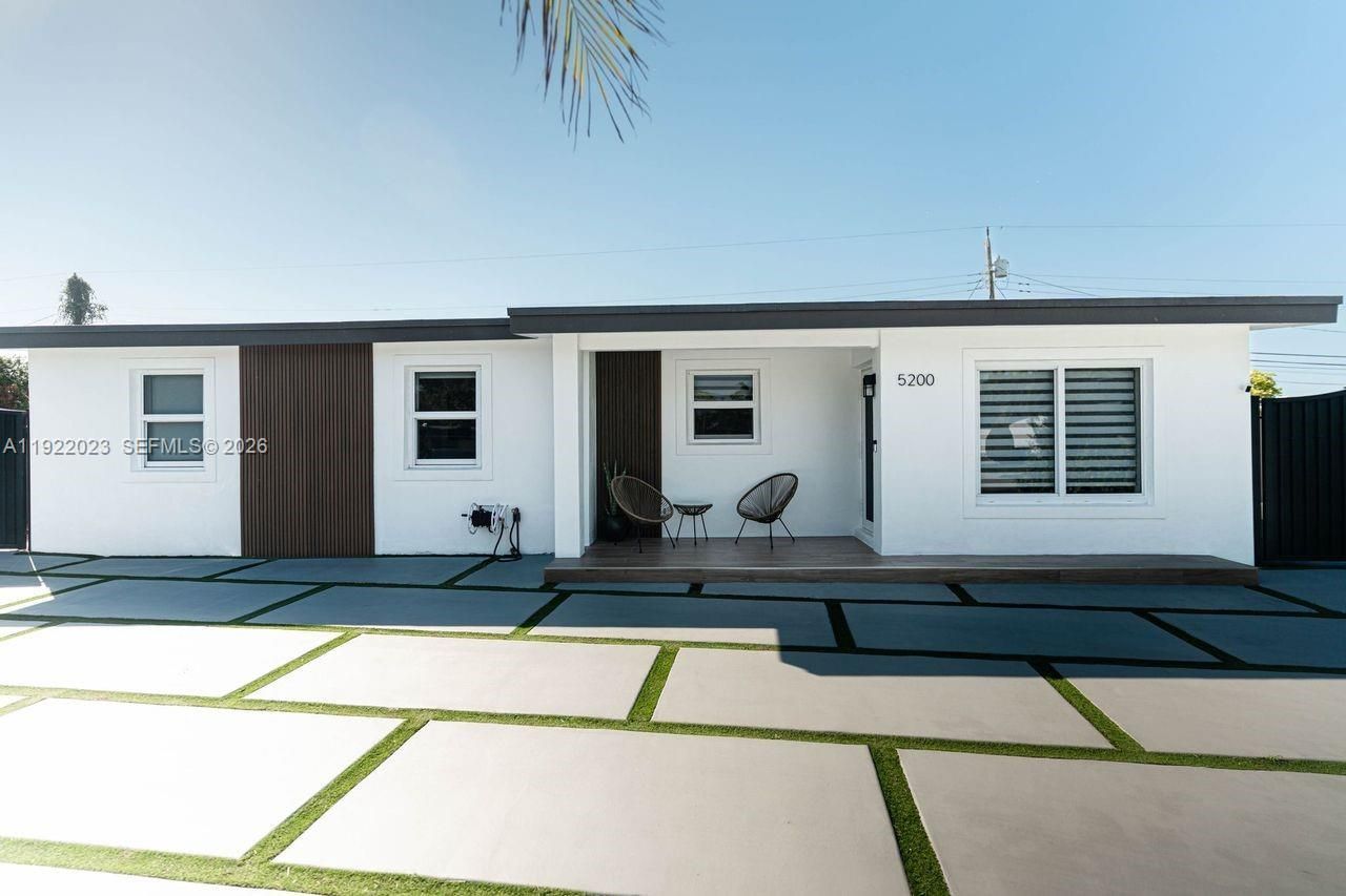 5200 SW 114th Ct, Miami, FL 33165 Photo