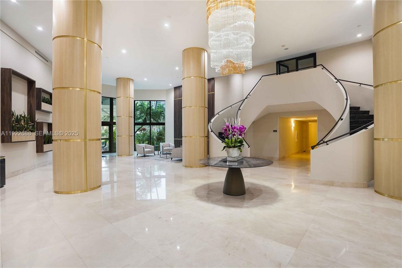 3500 Mystic Pointe Dr, Unit 1206, Aventura, FL 33180 Photo