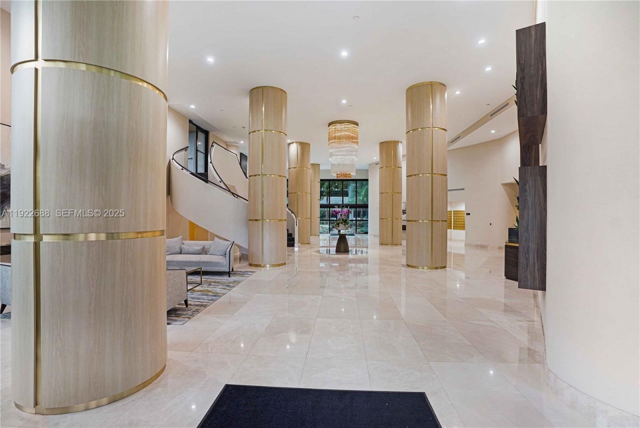 3500 Mystic Pointe Dr, Unit 1206, Aventura, FL 33180 Photo