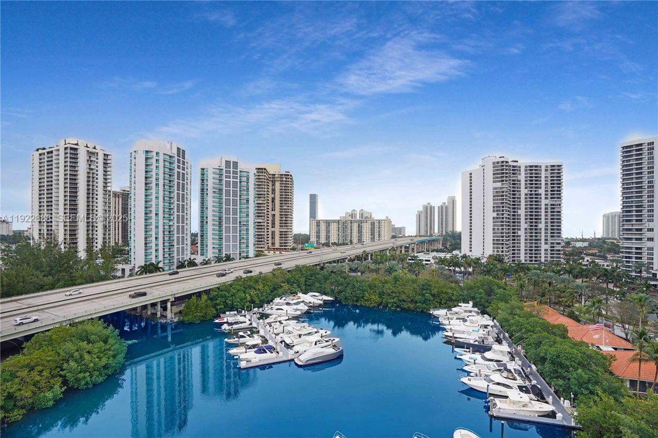 3500 Mystic Pointe Dr, Unit 1206, Aventura, FL 33180 Photo