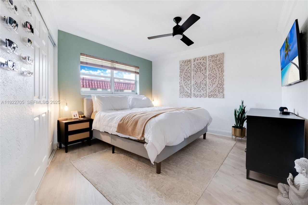 8650 SW 67th Ave, Unit 1042, Pinecrest, FL 33156 Photo