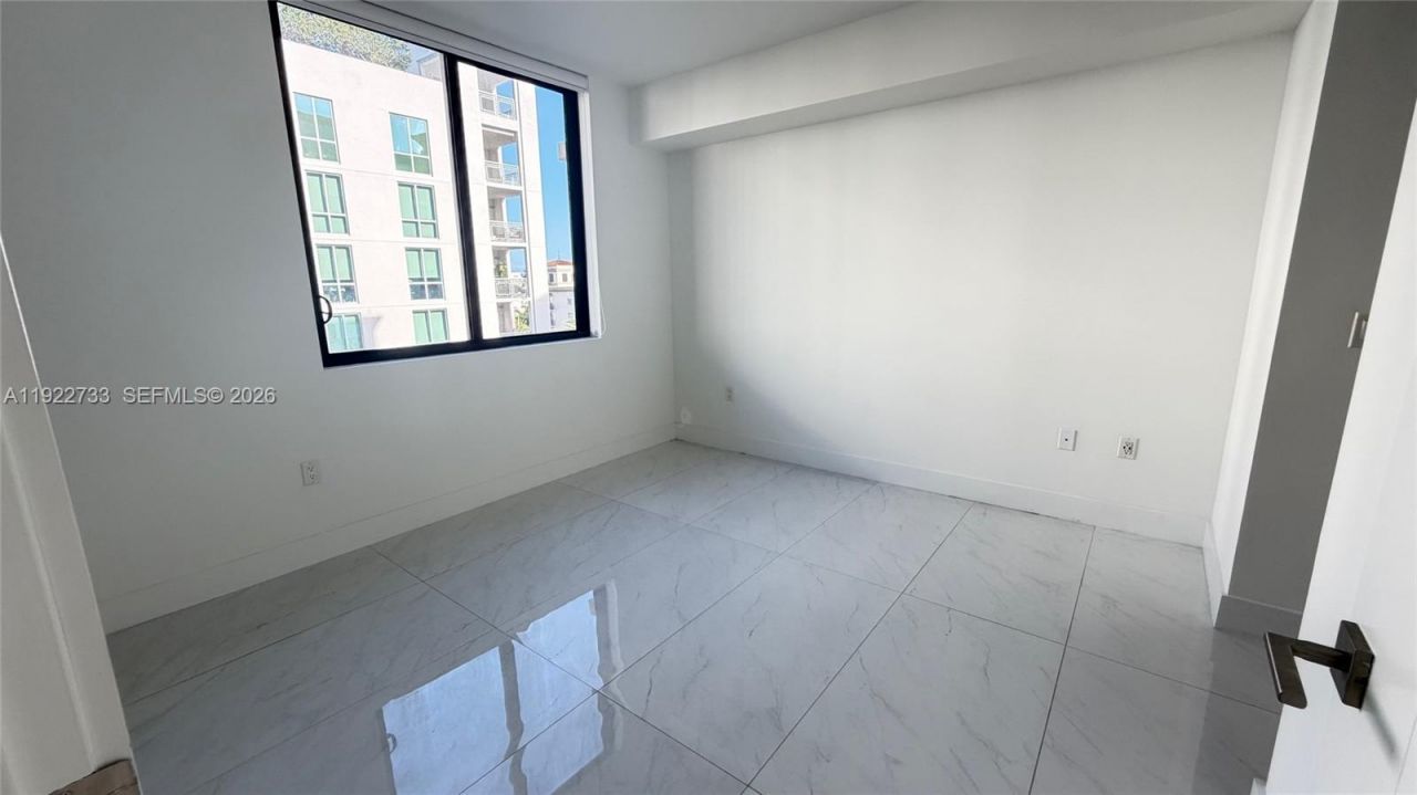 301 Altara Ave, Unit 705, Coral Gables, FL 33146 Photo