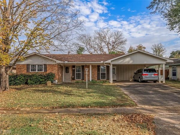 1811 Venus Drive, Bossier City, LA 71112