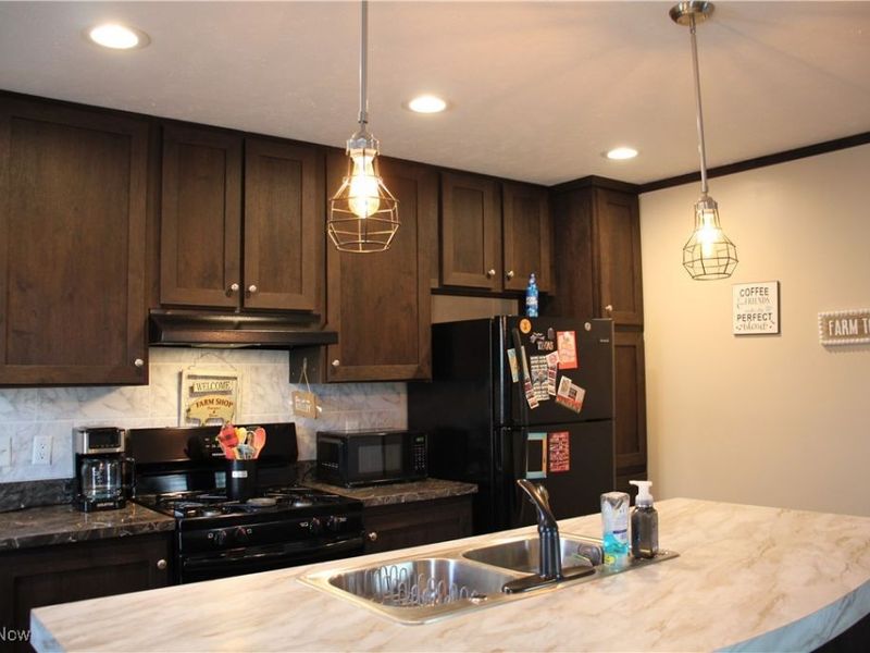 11638 3rd Street, Sandyville, OH 44643 Photo 2