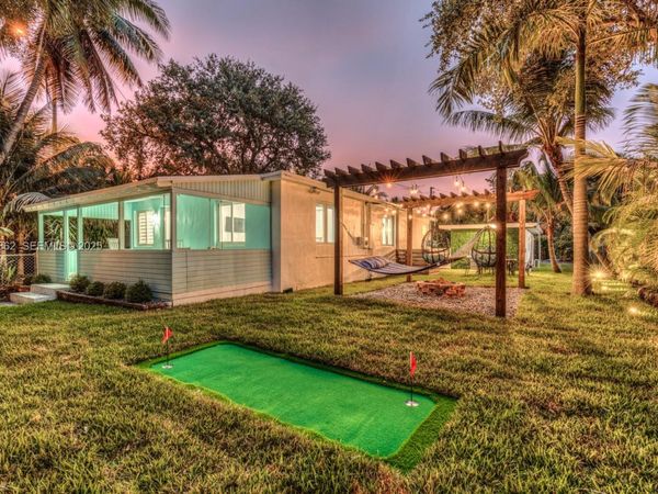 1960 Riverside Dr, Fort Lauderdale, FL 33312