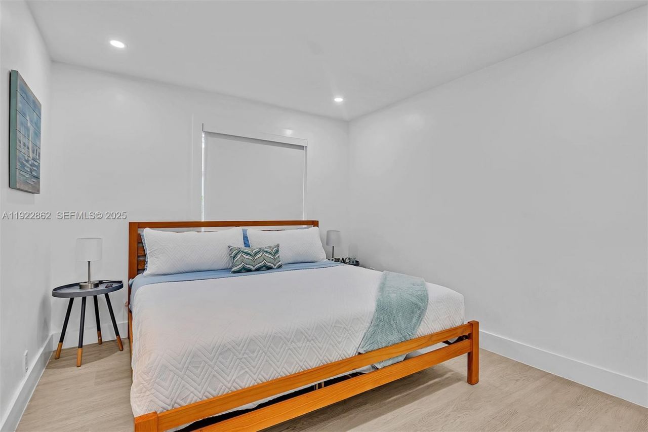 1960 Riverside Dr, Fort Lauderdale, FL 33312 Photo