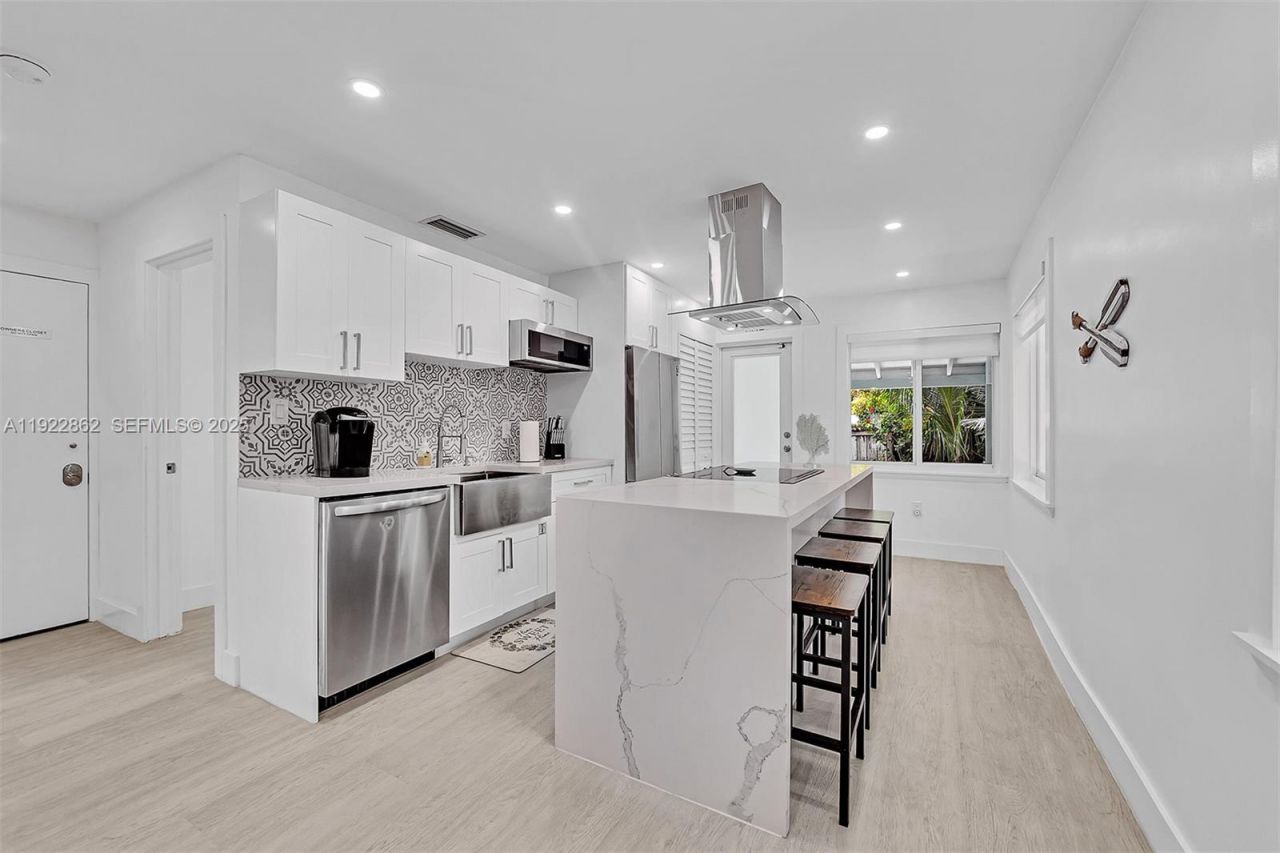 1960 Riverside Dr, Fort Lauderdale, FL 33312 Photo