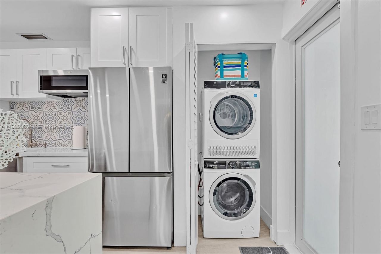 1960 Riverside Dr, Fort Lauderdale, FL 33312 Photo