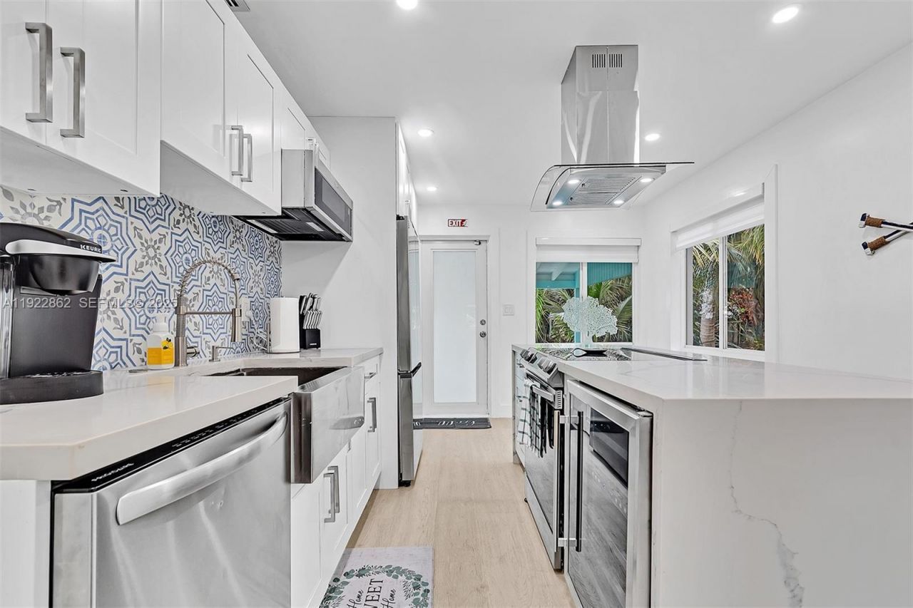 1960 Riverside Dr, Fort Lauderdale, FL 33312 Photo