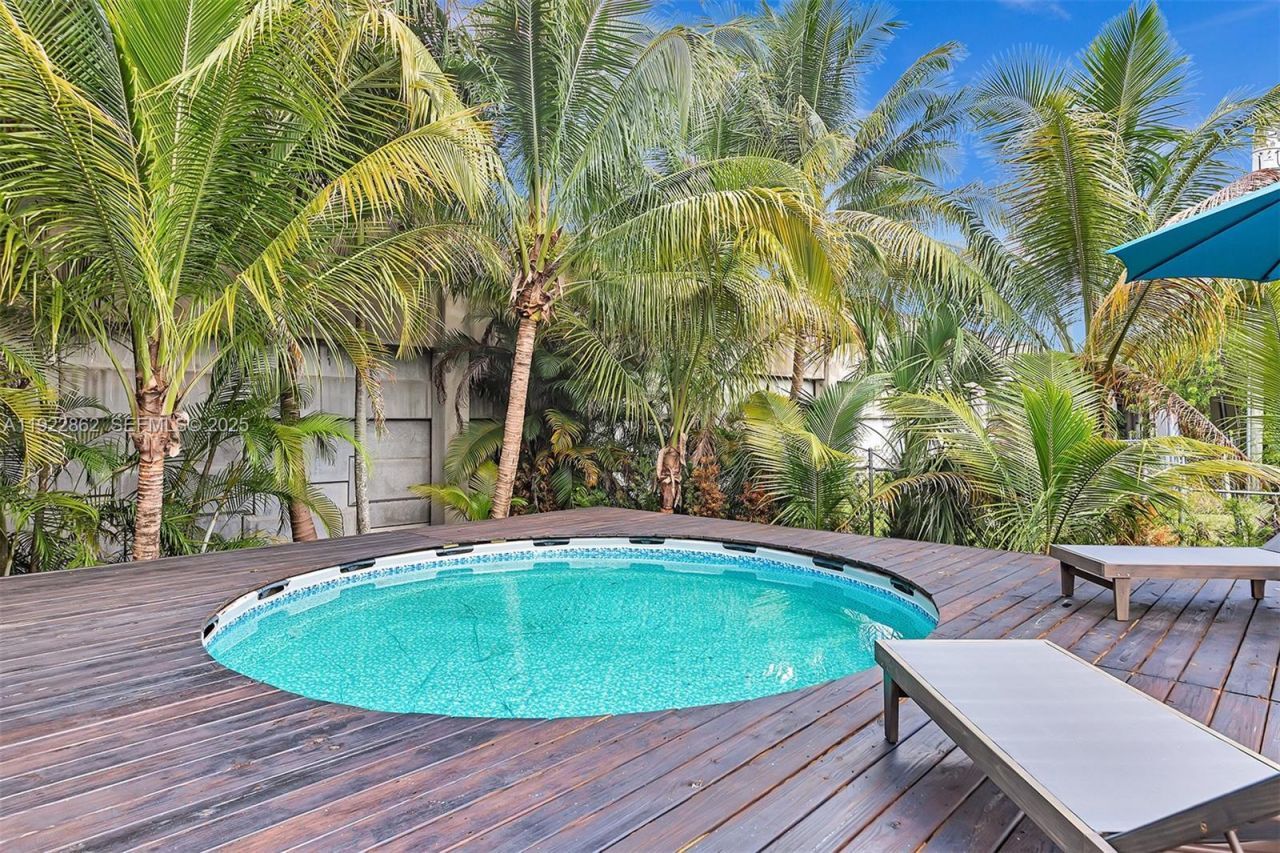 1960 Riverside Dr, Fort Lauderdale, FL 33312 Photo