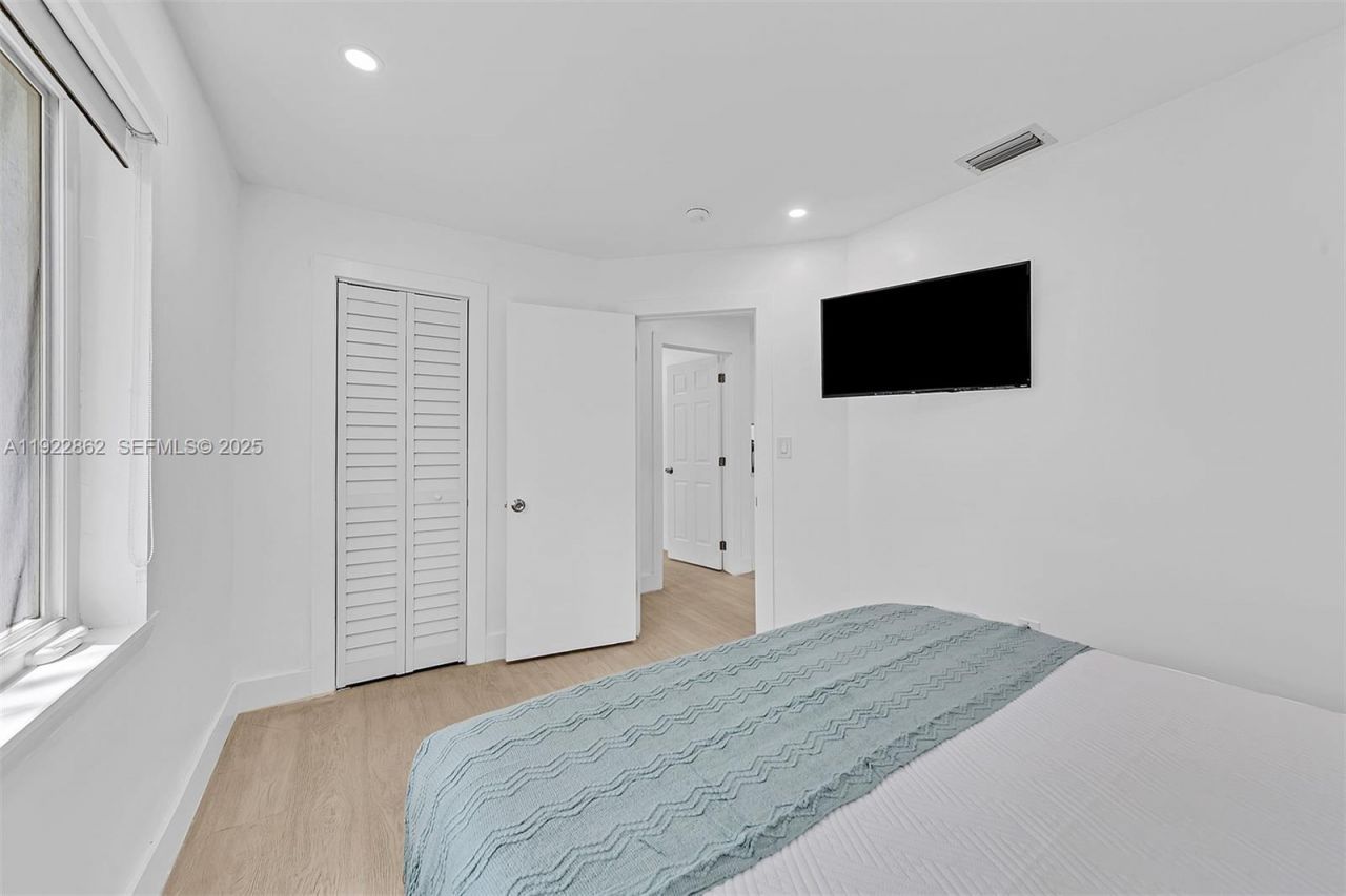 1960 Riverside Dr, Fort Lauderdale, FL 33312 Photo